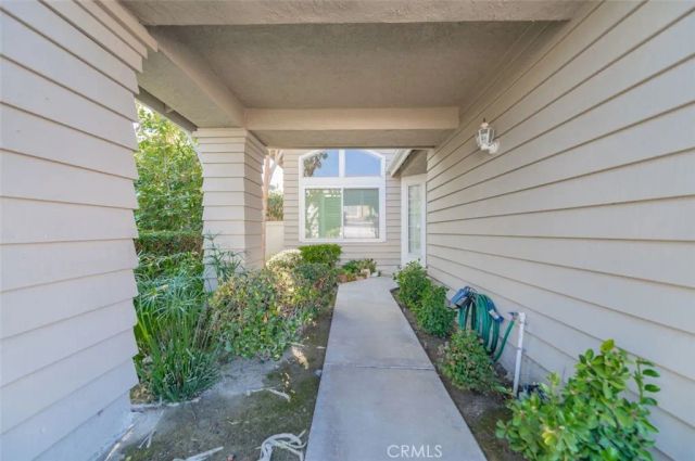 8 Bayview, Irvine, CA 92614