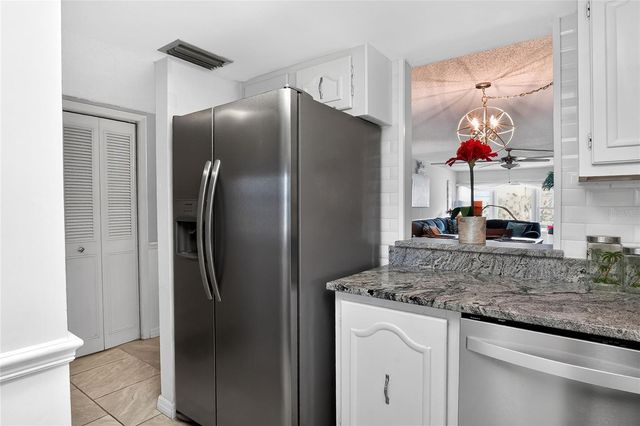 333 LAKE HOWARD DRIVE NW 203C, Winter Haven, FL 33880