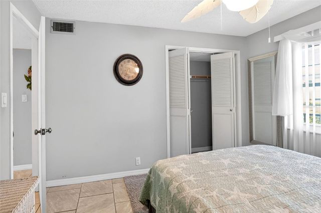 333 LAKE HOWARD DRIVE NW 203C, Winter Haven, FL 33880
