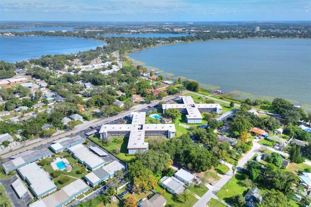 333 LAKE HOWARD DRIVE NW 203C, Winter Haven, FL 33880