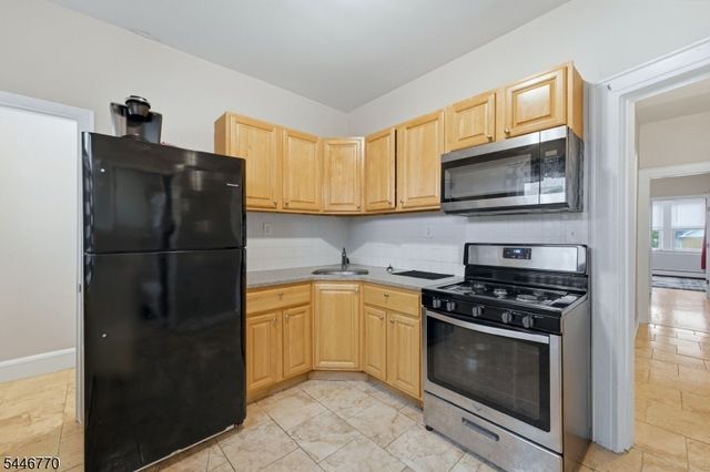 926 S 20Th St, Newark City, NJ 07108