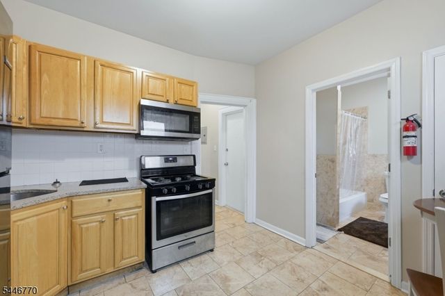 926 S 20Th St, Newark City, NJ 07108