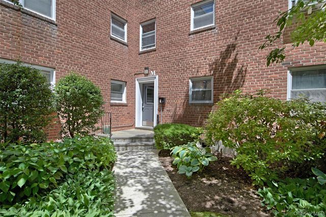 320 S Broadway M12, Tarrytown, NY 10591