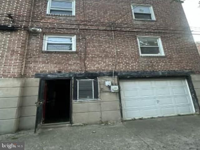 813 ARBOR RD, Lansdowne, PA 19050