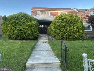 813 ARBOR RD, Lansdowne, PA 19050