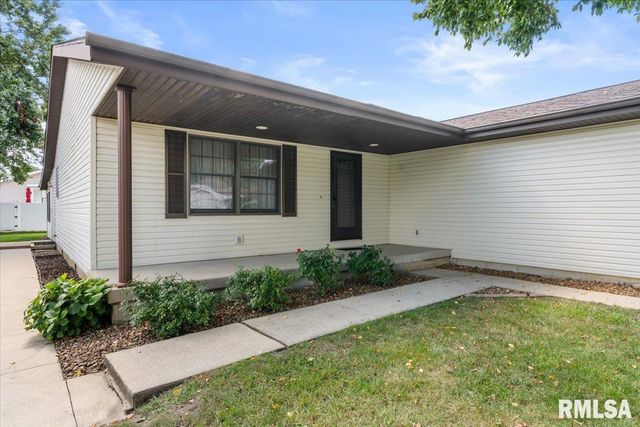 2904 Biscayne Drive, Springfield, IL 62707