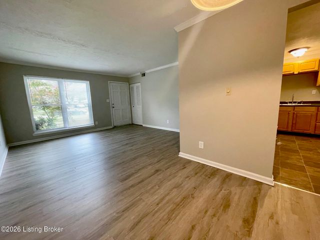 3308 Conway Ct, Jeffersontown, KY 40299