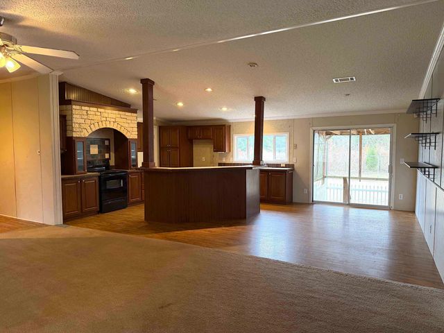 261 CR 1459, Linden, TX 75563