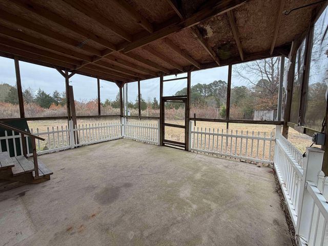 261 CR 1459, Linden, TX 75563