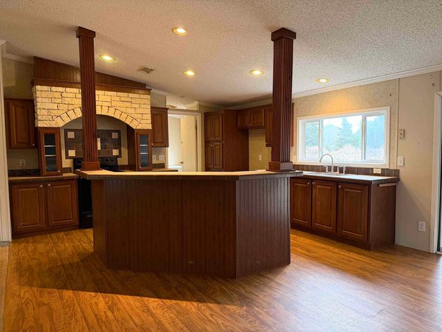 261 CR 1459, Linden, TX 75563