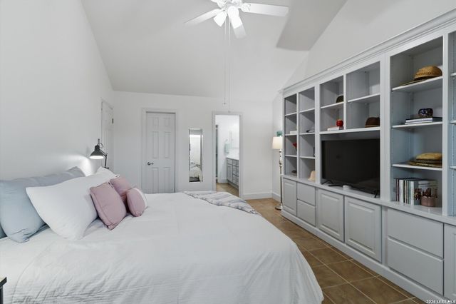 16202 Avenida Del Luna, San Antonio, TX 78232