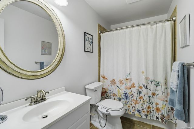 16202 Avenida Del Luna, San Antonio, TX 78232