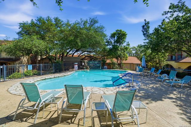 16202 Avenida Del Luna, San Antonio, TX 78232