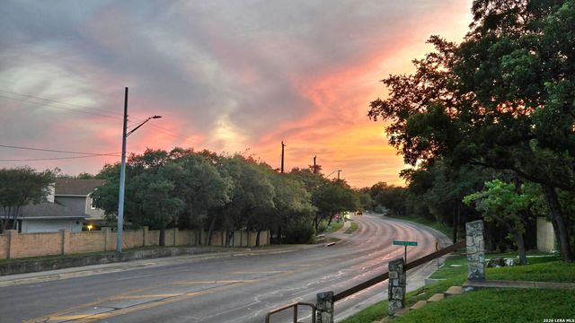 16202 Avenida Del Luna, San Antonio, TX 78232