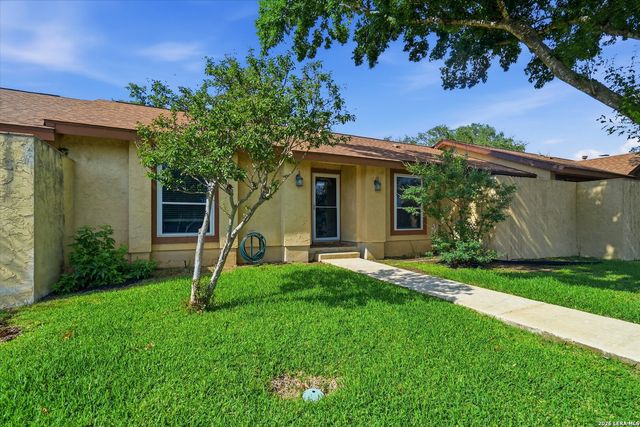 16202 Avenida Del Luna, San Antonio, TX 78232