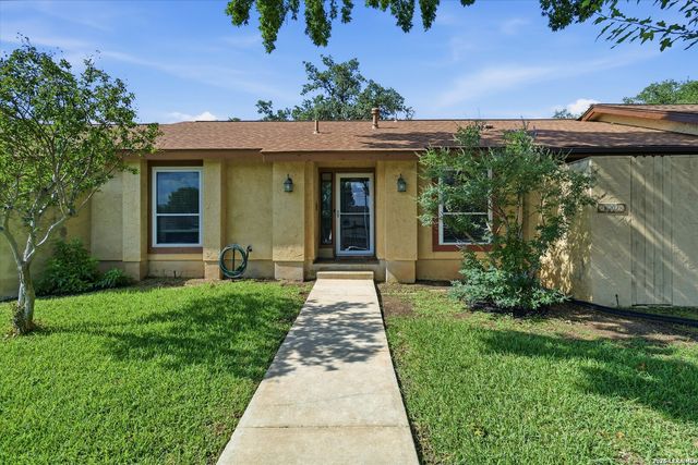 16202 Avenida Del Luna, San Antonio, TX 78232