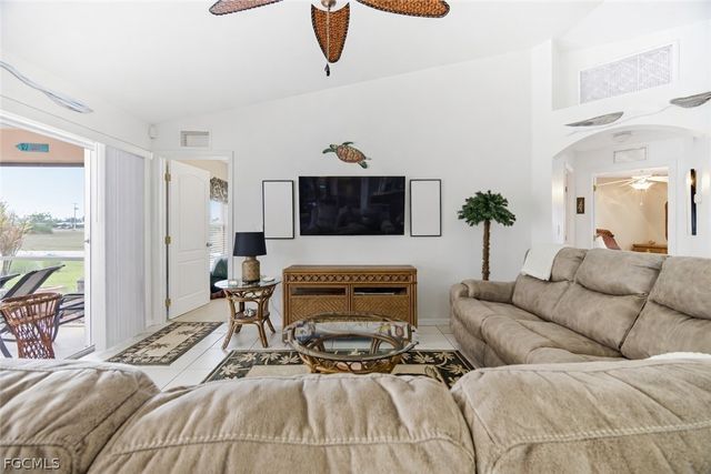 2308 NW 14th LN, Cape Coral, FL 33993