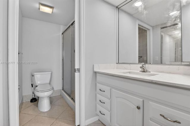 901 SW 128th Ter 102A, Pembroke Pines, FL 33027