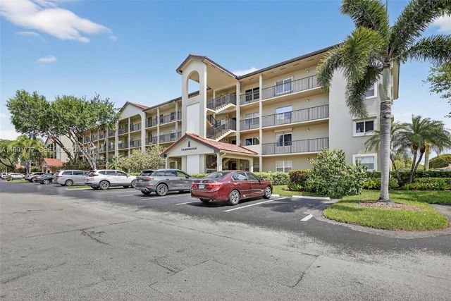 901 SW 128th Ter 102A, Pembroke Pines, FL 33027