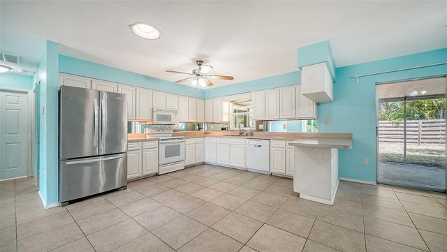 1546 GEORGETOWNE LANE, Sarasota, FL 34232