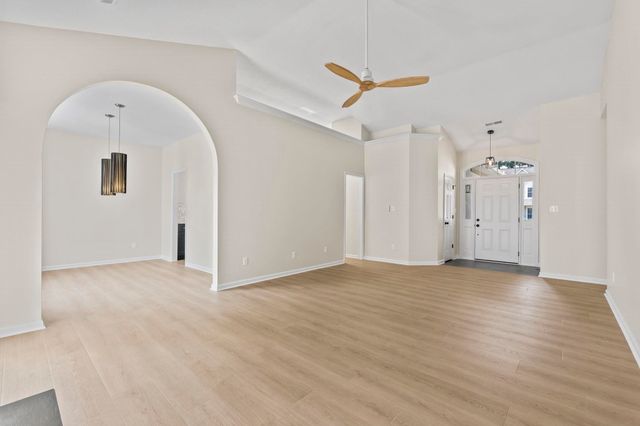 477 Blackberry Ln., Myrtle Beach, SC 29579