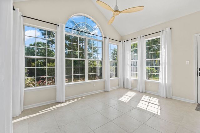 477 Blackberry Ln., Myrtle Beach, SC 29579