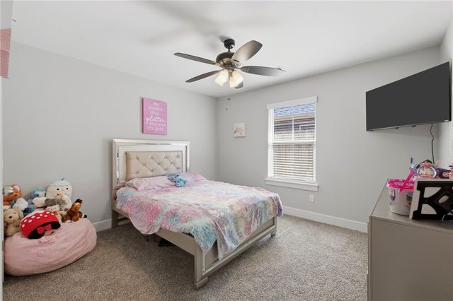 301 Grand Court, Siloam Springs, AR 72761