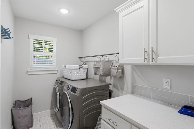 301 Grand Court, Siloam Springs, AR 72761