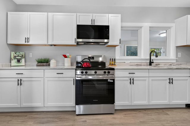 19 Genessee, Worcester, MA 01603