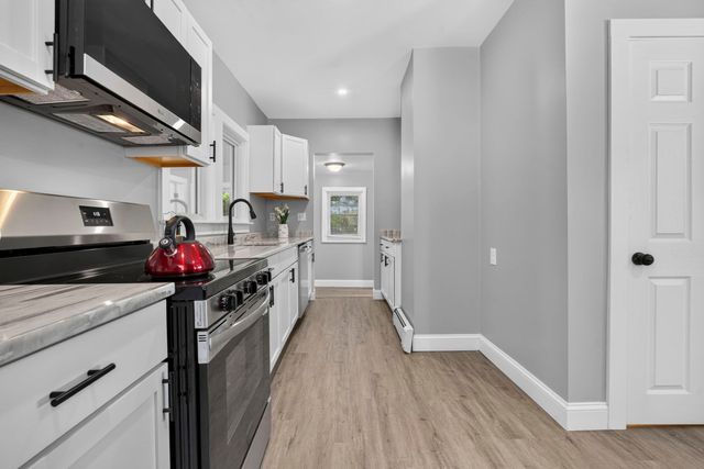 19 Genessee, Worcester, MA 01603