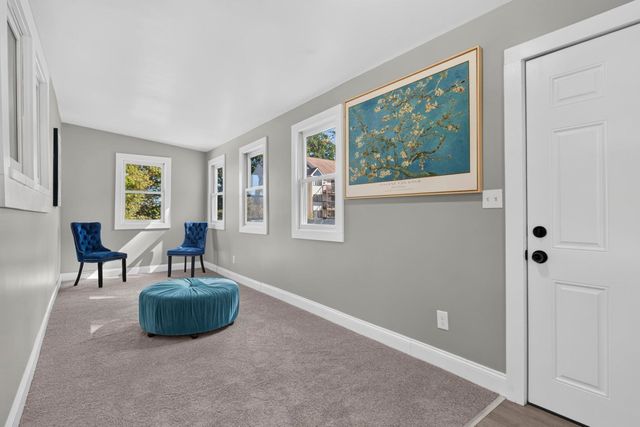 19 Genessee, Worcester, MA 01603
