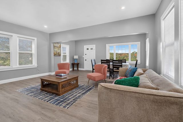 19 Genessee, Worcester, MA 01603
