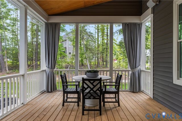 5012 Lake Summer Loop, Moseley, VA 23120