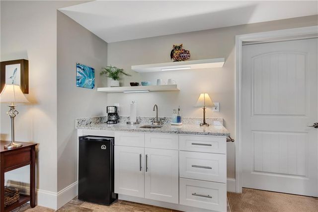 109 Summer Breeze Lane, Canton, GA 30114