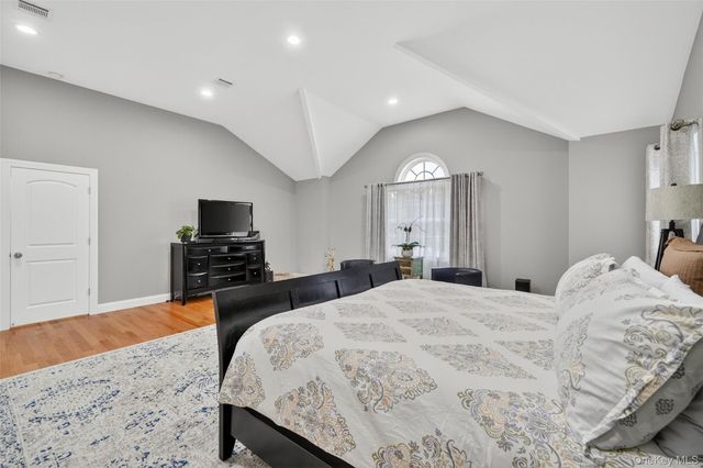 40 Windmill Lane, New City, NY 10956