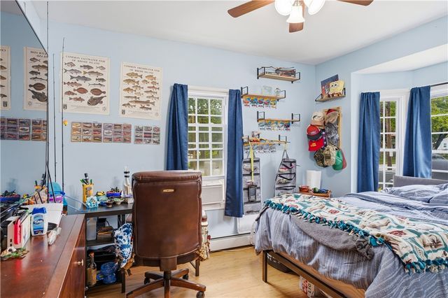 18 Avenue F Avenue, Lincoln, RI 02865