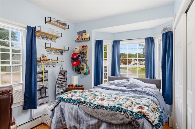 18 Avenue F Avenue, Lincoln, RI 02865