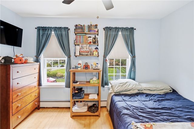 18 Avenue F Avenue, Lincoln, RI 02865