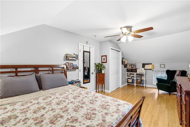 18 Avenue F Avenue, Lincoln, RI 02865