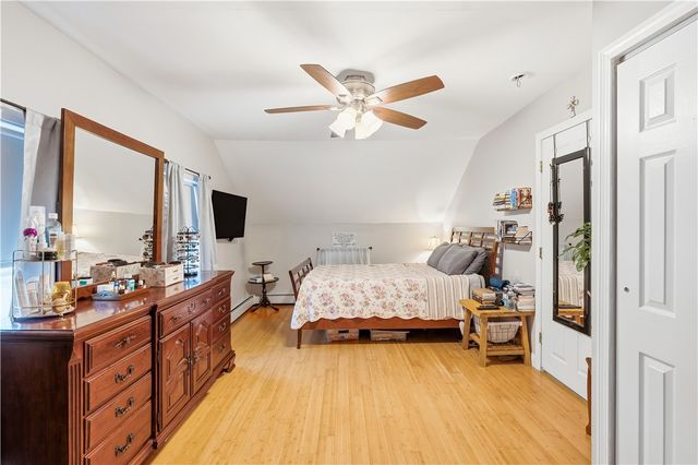 18 Avenue F Avenue, Lincoln, RI 02865