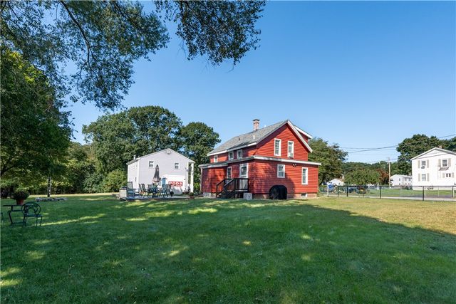 18 Avenue F Avenue, Lincoln, RI 02865