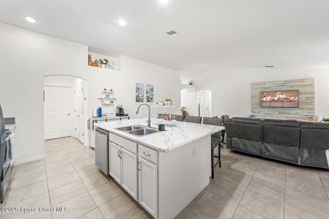 146 Aviation Avenue NE, Palm Bay, FL 32907