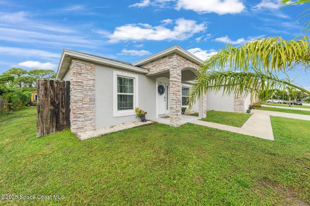 146 Aviation Avenue NE, Palm Bay, FL 32907