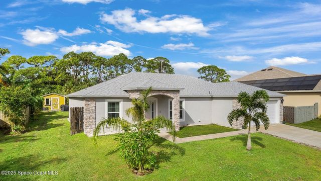 146 Aviation Avenue NE, Palm Bay, FL 32907