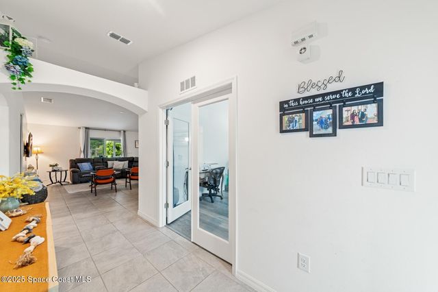 146 Aviation Avenue NE, Palm Bay, FL 32907