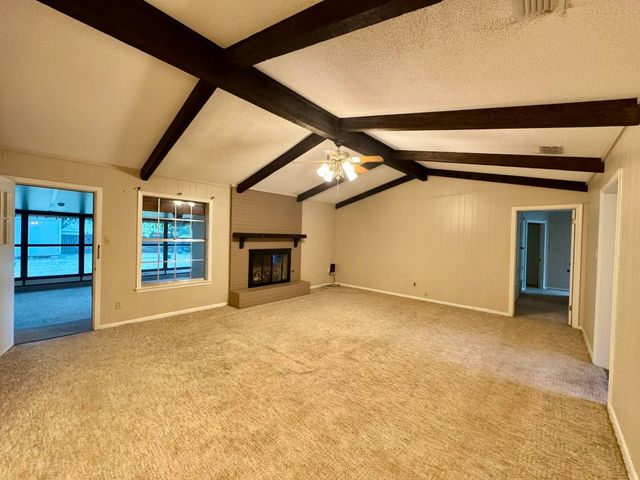 2905 Regent, Kilgore, TX 75662