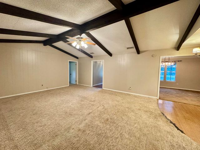 2905 Regent, Kilgore, TX 75662