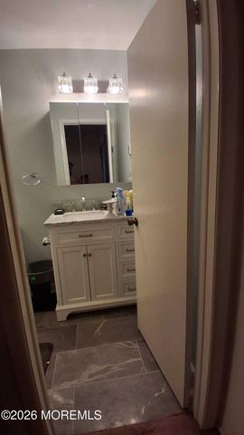 332 Quinton Drive 332C, Monroe, NJ 08831
