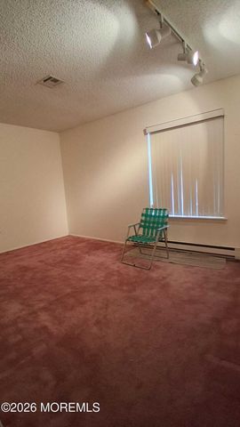 332 Quinton Drive 332C, Monroe, NJ 08831