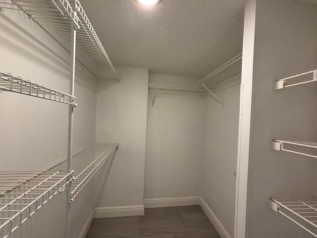 9325 Lagoon Place, Davie, FL 33324
